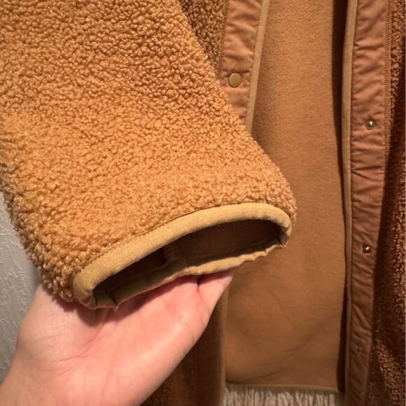 Wilfred Aritzia Teddy Sherpa Verrier Jacket, Size Large - Picture 4 of 5